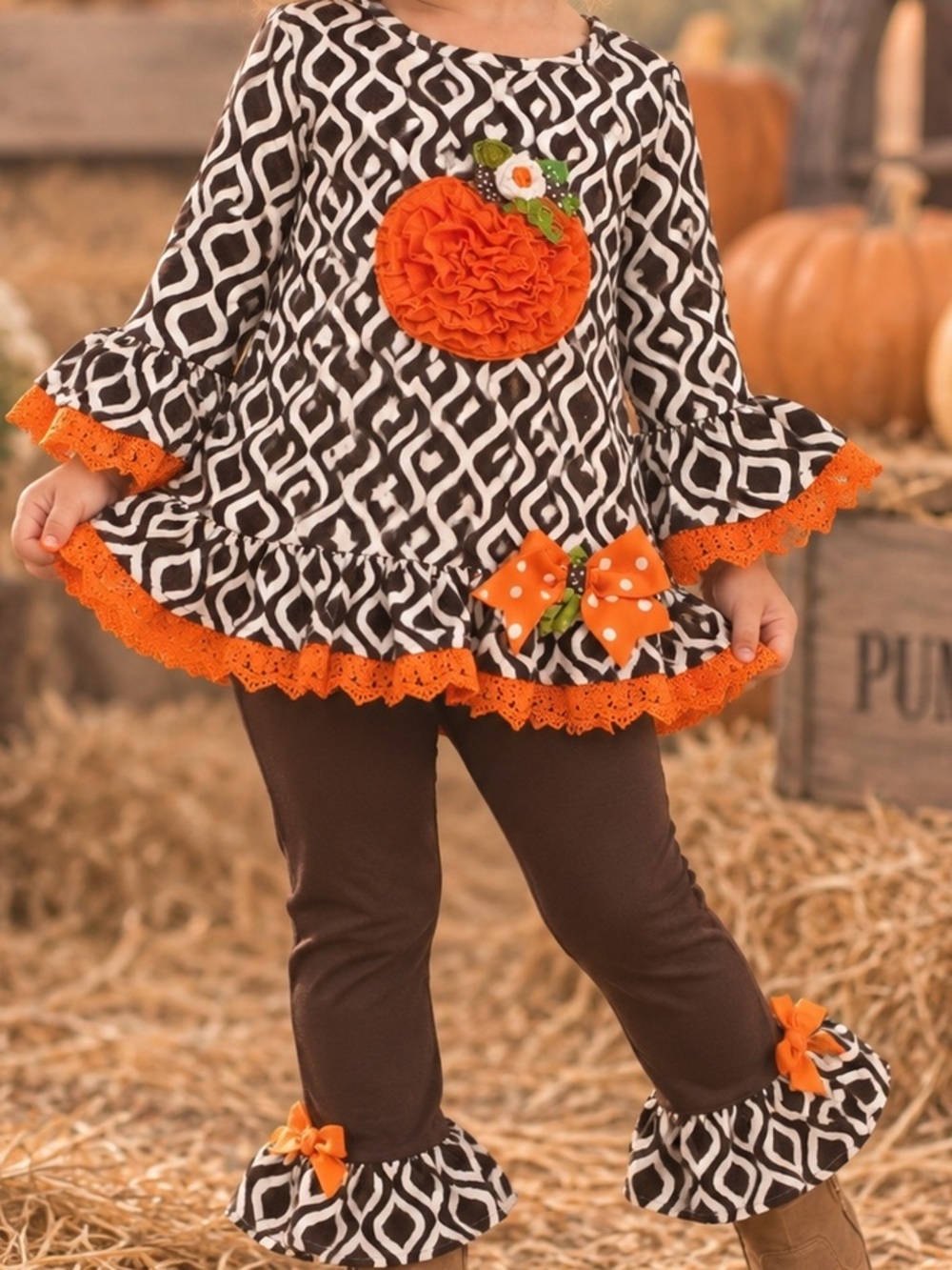 Adorable Emily Rose 2T pumpkin two piece outfit with bows. Fall, harvest, cute